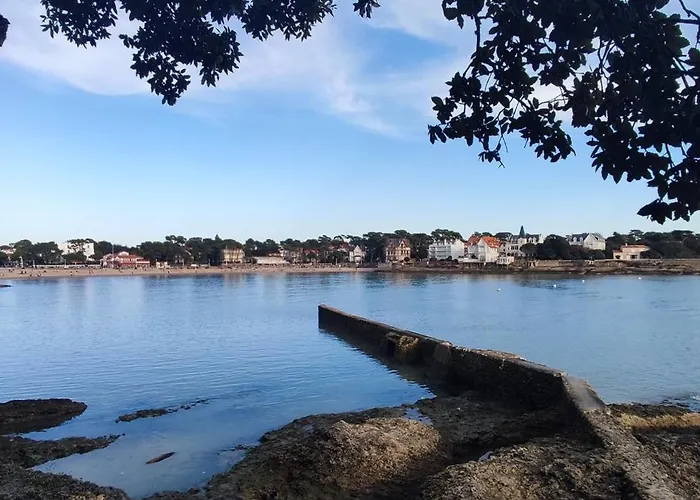 公寓 Confort Dans Avec Piscine *